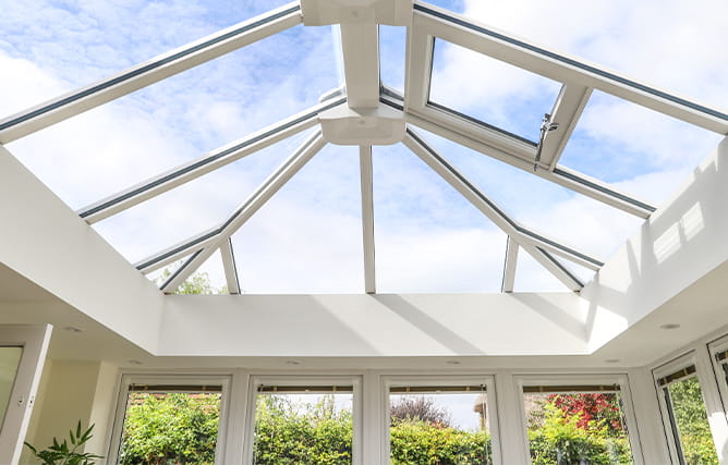 Looking up through the roof of an Everest Orangery