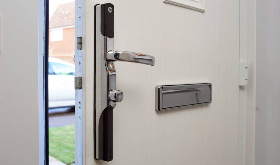 Everest door locks