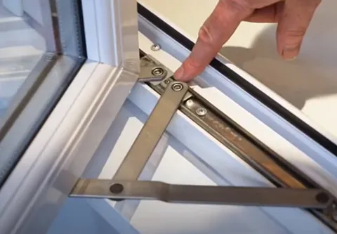 Everest conservatory window hinge mechanism